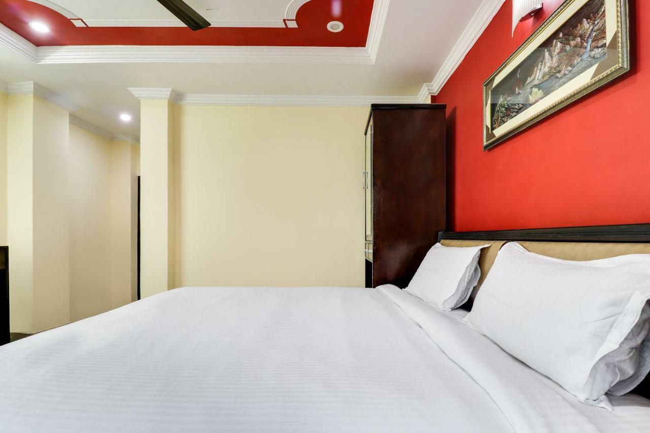 Spot On 38567 Hotel Aryan Lakhnaú Exteriér fotografie