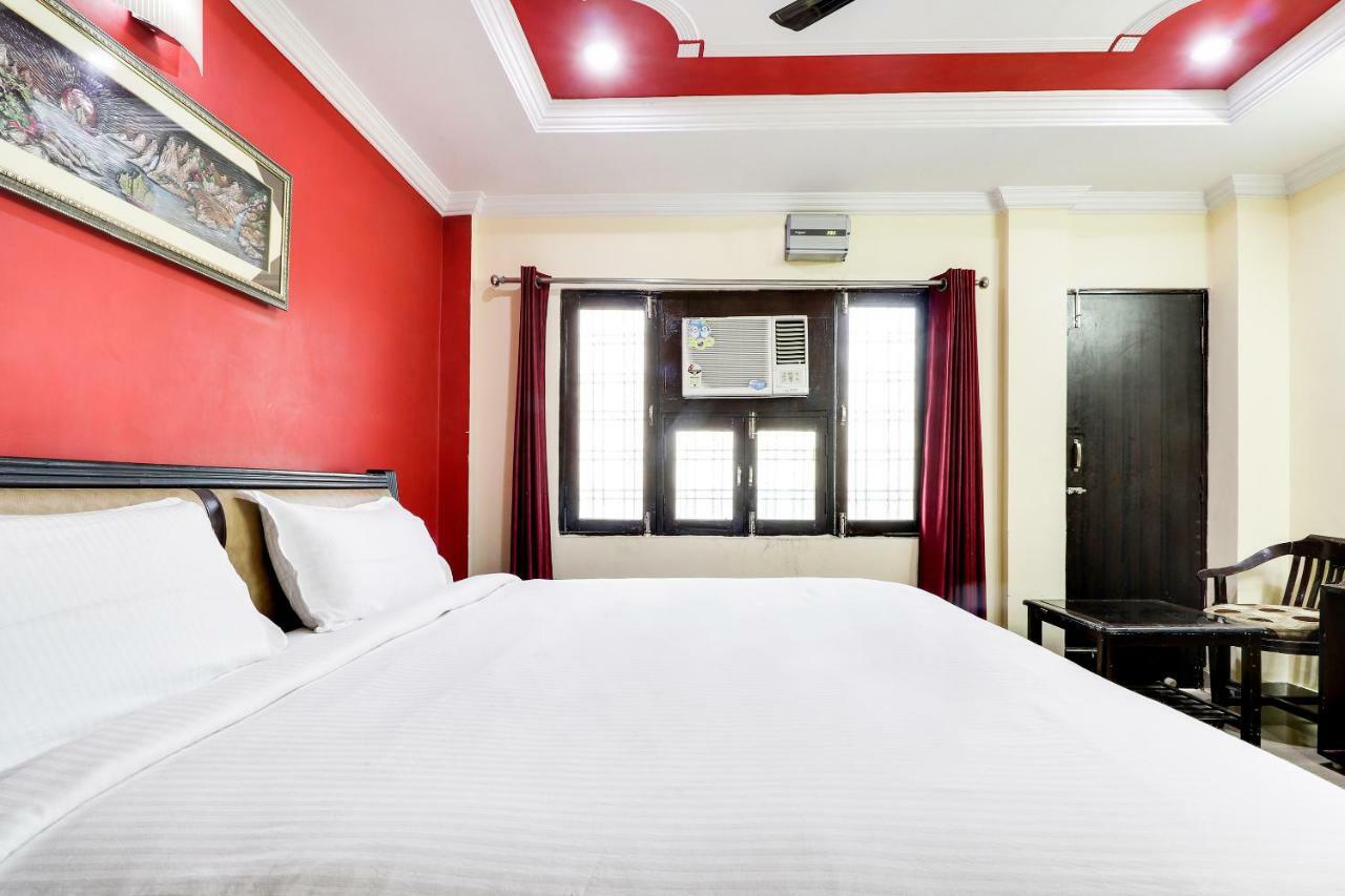Spot On 38567 Hotel Aryan Lakhnaú Exteriér fotografie